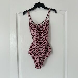 No Boundaries - Pink Black Leopard Strappy-Back One Piece Swimsuit - Size Medium